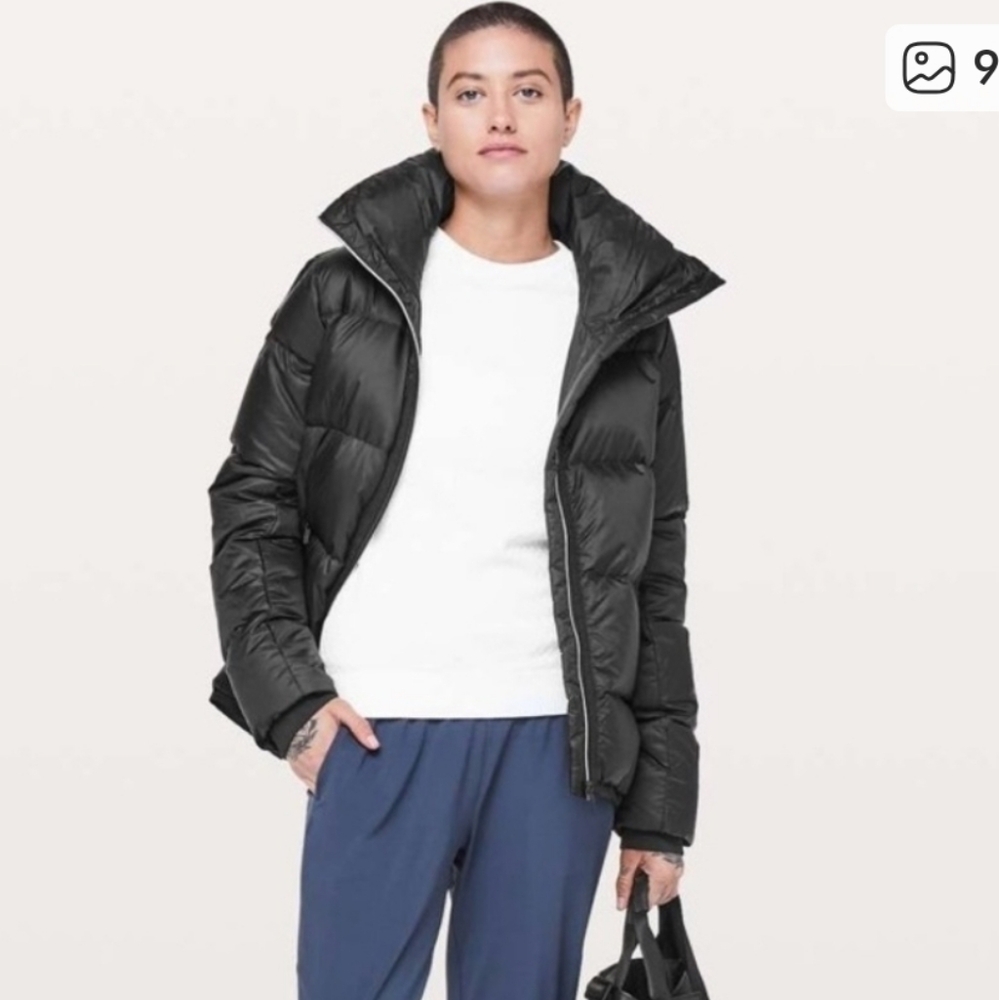 Lululemon Black Cloudscape Short Drawstring Puffe… - image 1